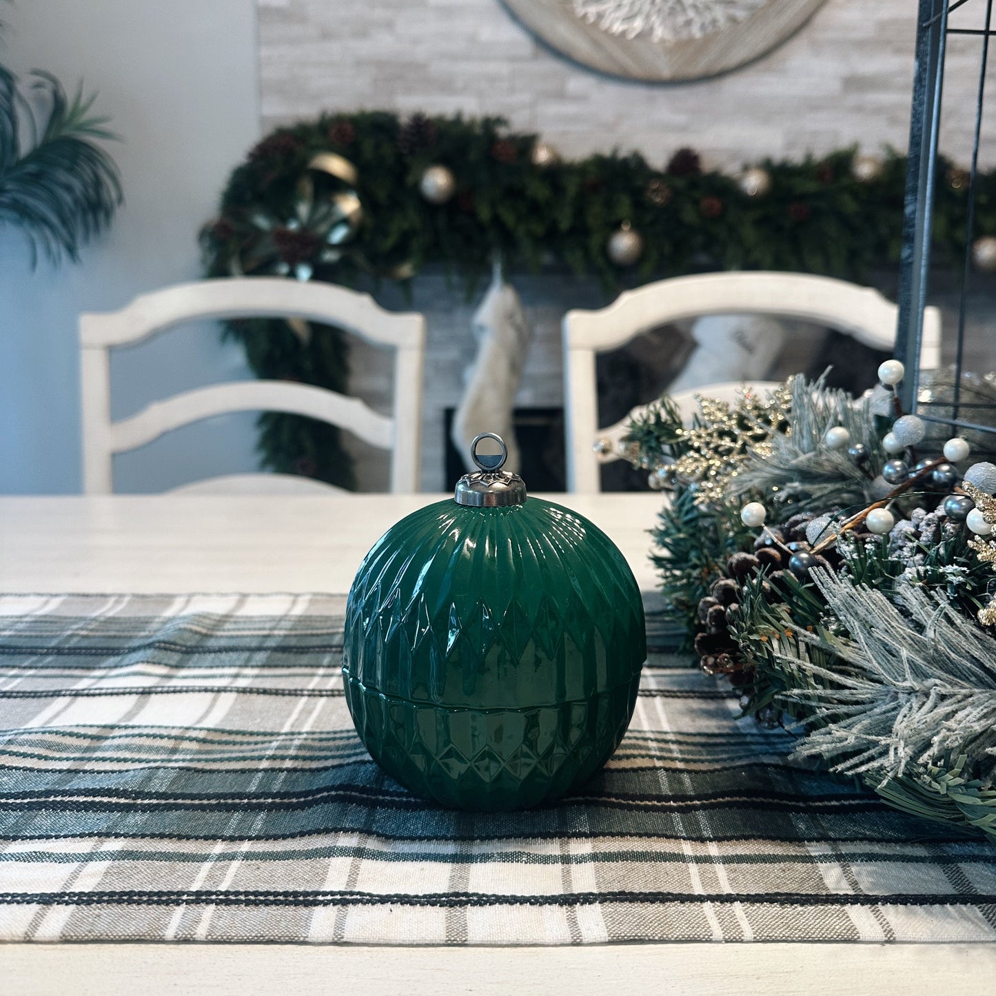 Luxe Ornament Candle